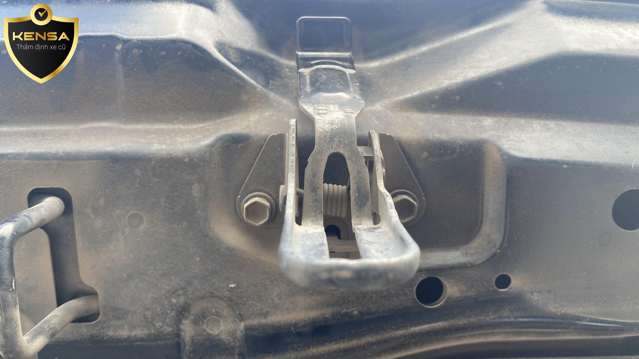 kinh nghiệm mua xe Toyota Land Cruiser cũ kinh nghiệm mua xe Toyota Land Cruiser cũ