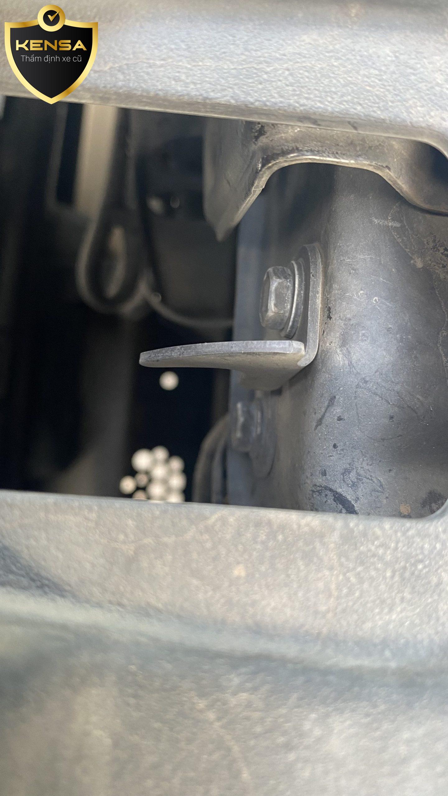 kinh nghiệm mua xe Toyota Land Cruiser cũ kinh nghiệm mua xe Toyota Land Cruiser cũ