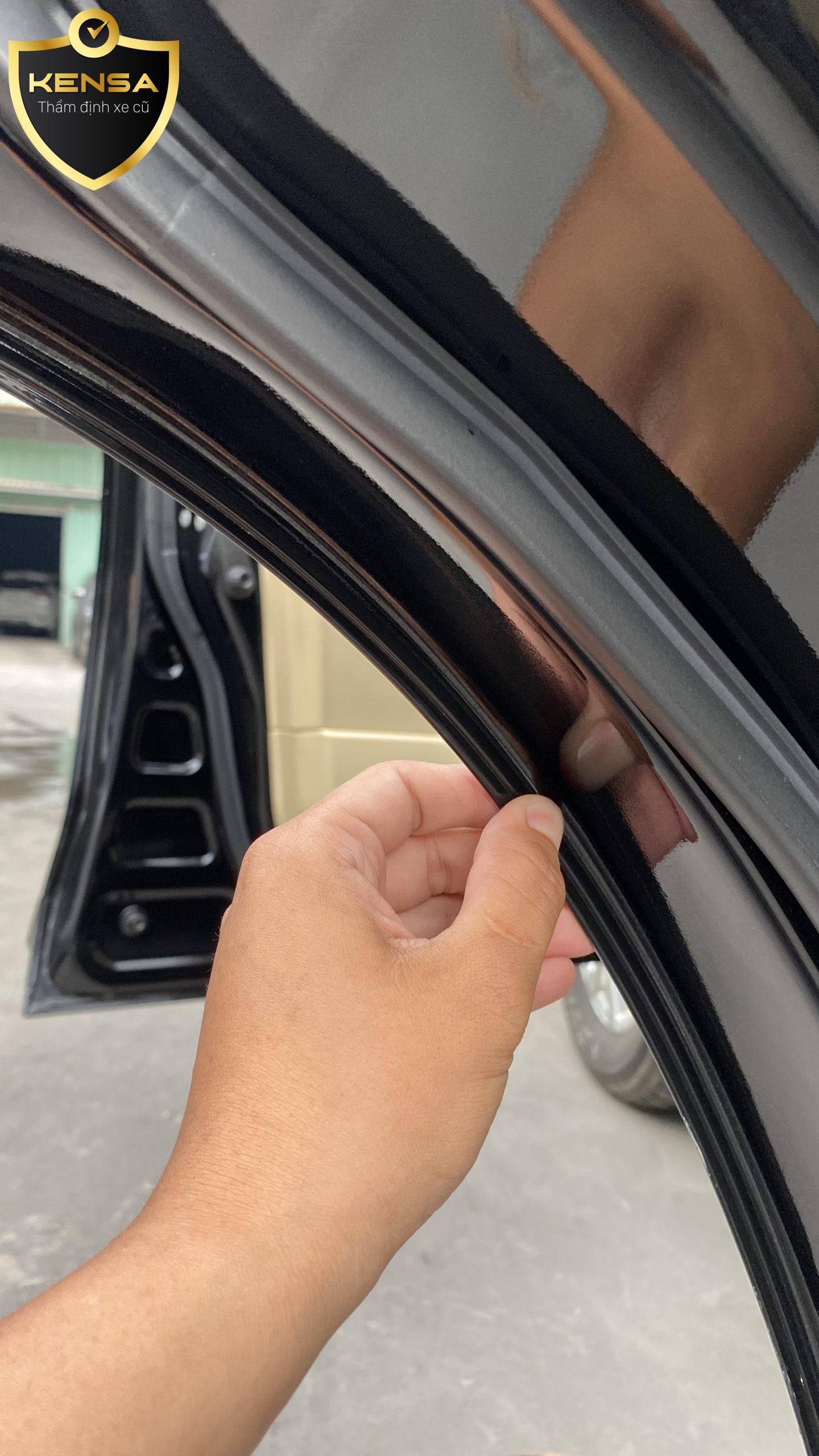 kinh nghiệm mua xe Toyota Land Cruiser cũ kinh nghiệm mua xe Toyota Land Cruiser cũ