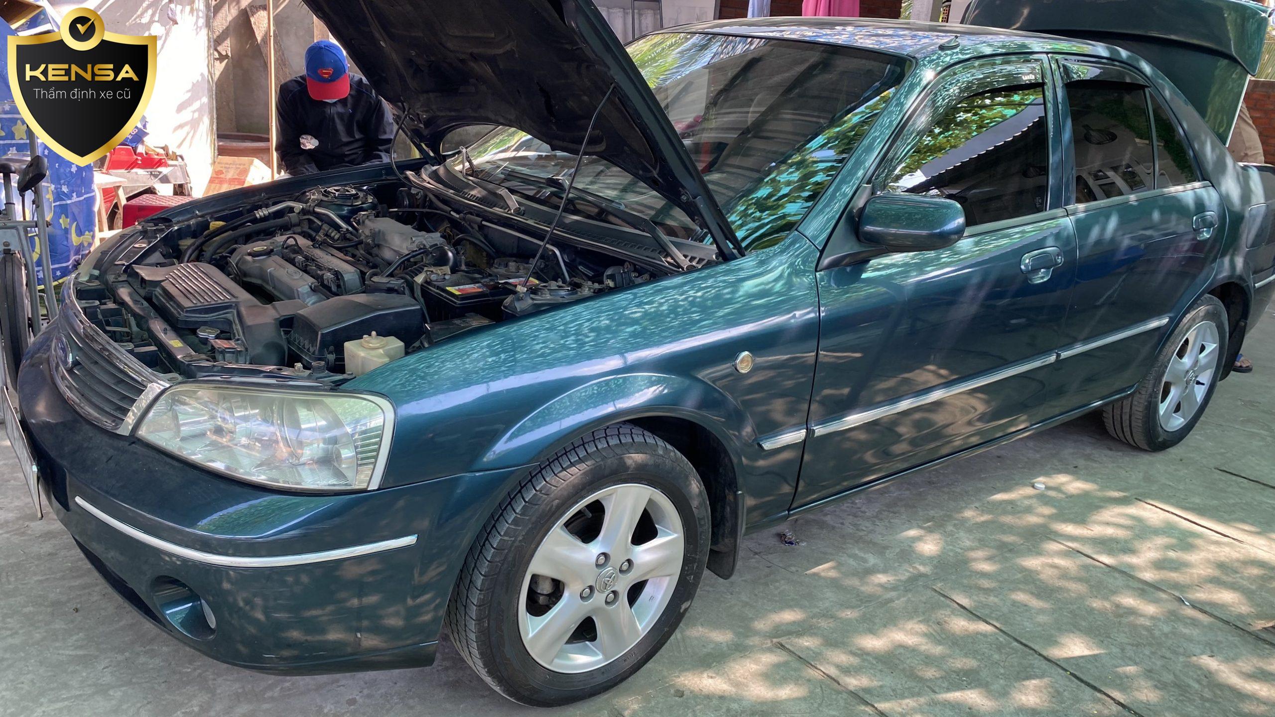 kiểm tra xe Ford LASER cũ kiểm tra xe Ford LASER cũ