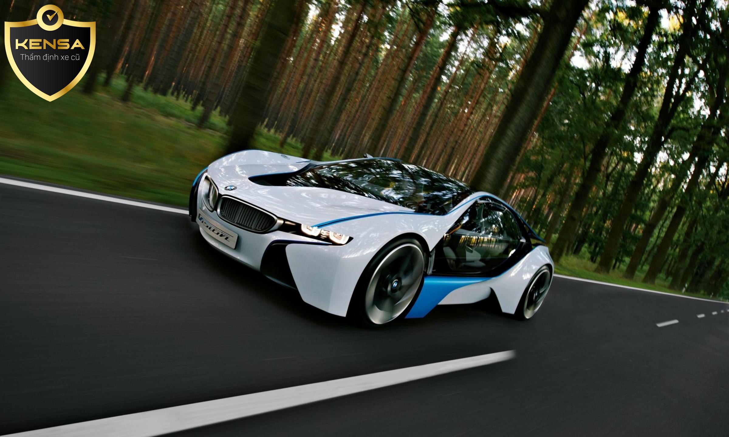 Bảng Giá BMW i8 Cũ (2025): Cập Nhật Mới Nhất và So Sánh Các Phiên Bản